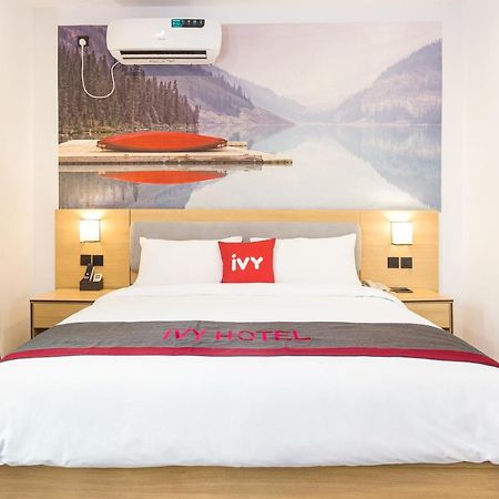 Ivy Hotel Emerald Ікеджа Екстер'єр фото