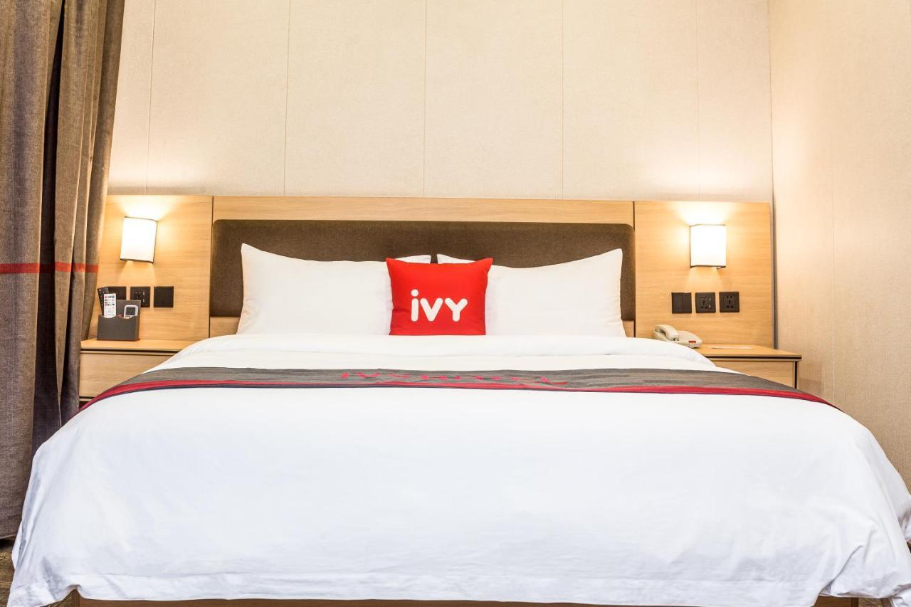 Ivy Hotel Emerald Ікеджа Екстер'єр фото