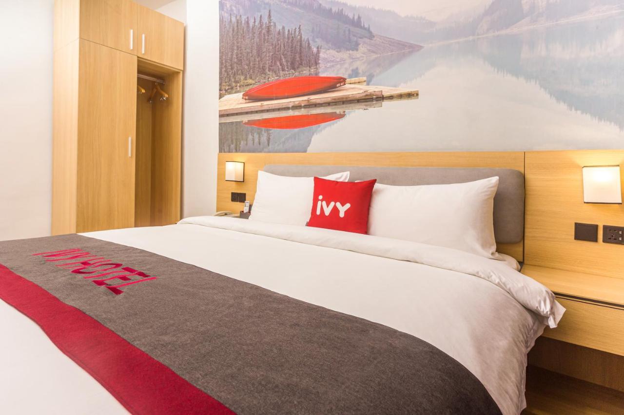 Ivy Hotel Emerald Ікеджа Екстер'єр фото
